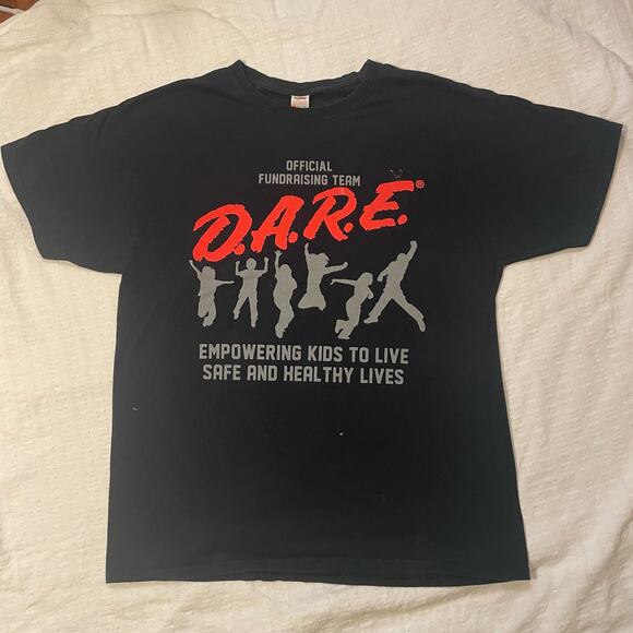 Black D.A.R.E Fundraising Shirt With Children Jumping Vintage Late 90s to Y2K - Picture 1 of 3